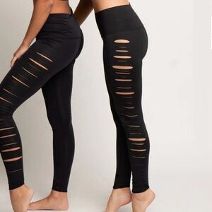 Teeki Jimi Laser Cut Hot Pant Yoga Leggings S